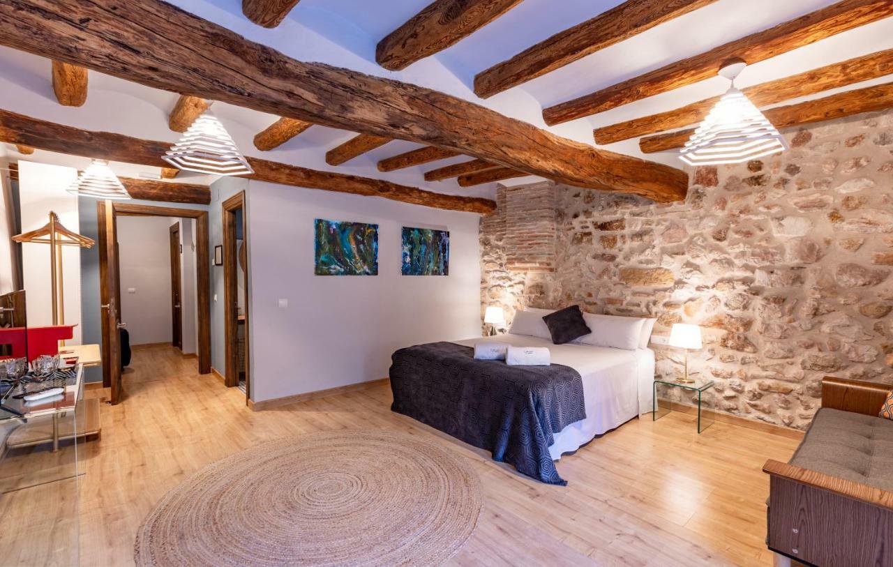 ホテル El Palauet Del Priorat コルノデイヤ エクステリア 写真