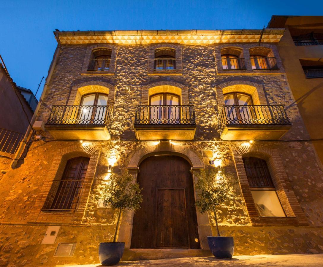 ホテル El Palauet Del Priorat コルノデイヤ エクステリア 写真