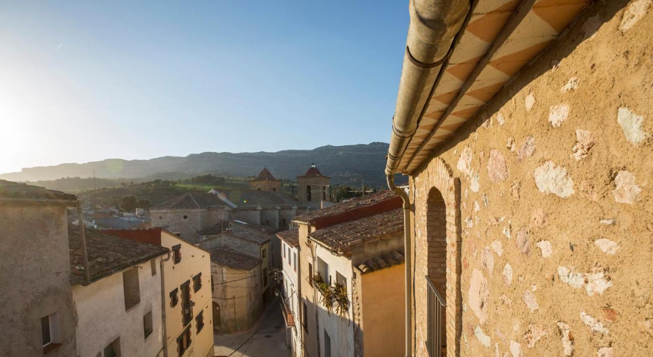 ホテル El Palauet Del Priorat コルノデイヤ エクステリア 写真